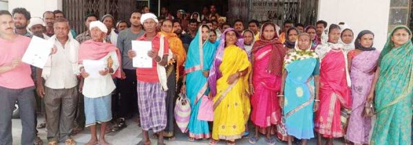 सादी वर्दी में पहुंची पुलिस, युवक को गाड़ी में ले जाकर मारा, पैसे मांगे-आरोप