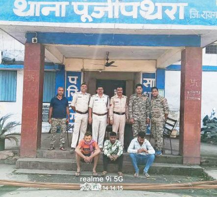 निर्माणाधीन प्लांट से छड़ चोरी, 3 गिरफ्तार