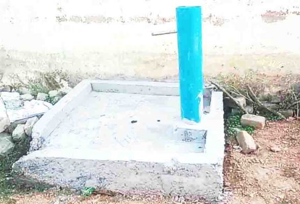 नल जल योजना का कनेक्शन देने  मांगे रूपए, हितग्राही आक्रोशित
