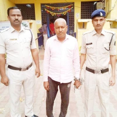 जमीन बेचने से मना किया तो घर की बाड़ी में ही मार डाला