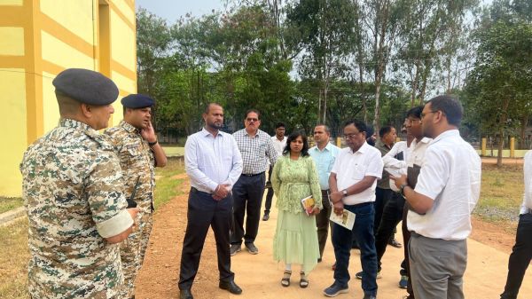 स्ट्रांग रूम की सुरक्षा और अन्य व्यवस्थाओं का निरीक्षण