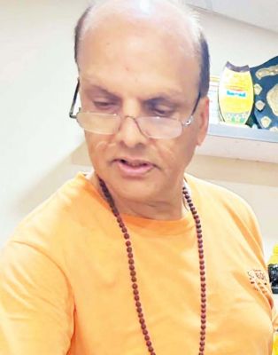 गंभीर बीमारियों से निदान के लिए  दैनिक दिनचर्या में शामिल करें योग  और प्राणायाम - उपाध्याय