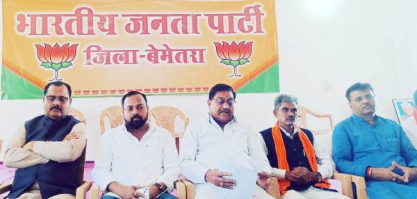 दयालदास बघेल ने सरकार की 100 दिन की उपलब्धियां बताई  