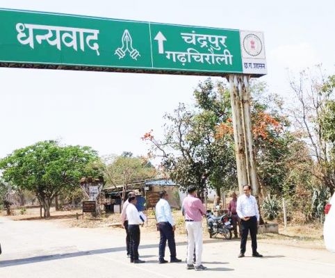 कलेक्टर ने चेकपोस्ट का किया निरीक्षण,  वाहनों की जांच करने के दिए निर्देश