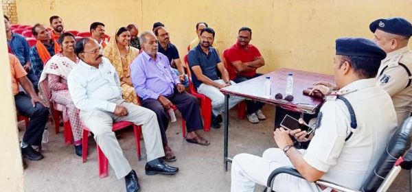 शांति व सद्भावपूर्ण रूप से होली मनाएं