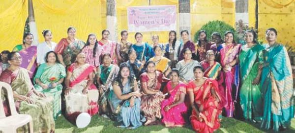 अपोलो अस्पताल बचेली में अन्तरराष्ट्रीय महिला दिवस