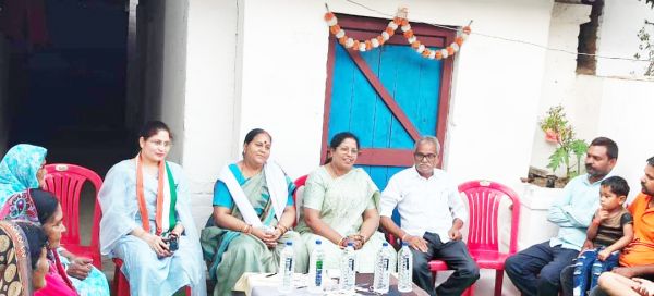 नांदगांव विस व वार्डों में कांग्रेस  के पक्ष में प्रचार शुरू