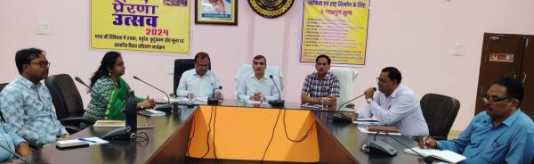 तीन चरण की कड़ी स्पर्धा के बाद एक छात्र और छात्रा का होगा चयन