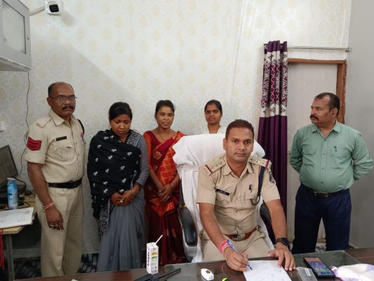 मोबाइल को लेकर विवाद, 4 माह के बेटे को जमीन पर पटका, मौत