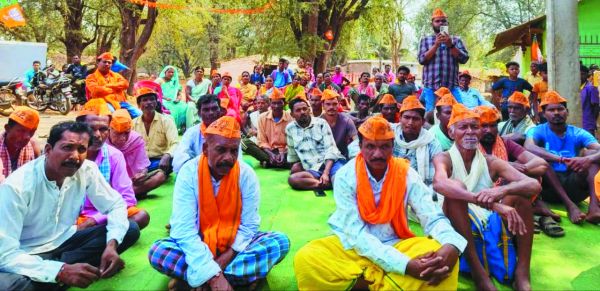 भाजयुमो ने नमो जन चौपाल लगाकर युवाओं से किया संवाद