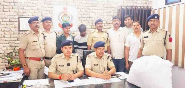 गांजा तस्करी, 2 पकड़ाए