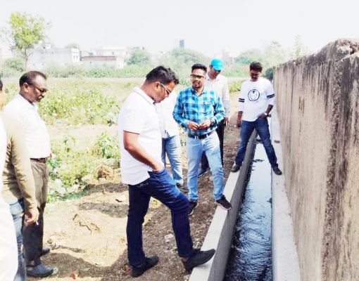आयुक्त ने निर्माण कार्यों व सफाई व्यवस्था का लिया जायजा