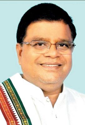 आदिवासी नेता को अनपढ़ बताकर भाजपा माँग रही आदिवासियों से वोट - बसंत ताटी