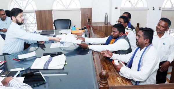 कांकेर: अंतिम दिन दो ने भरा पर्चा