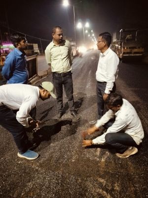 एनएच 30 सडक़ निर्माण कार्य  से शहरवासियों में खुशी