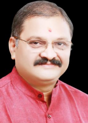 पांडे ने कवर्धा बोड़ला क्षेत्र में किया जनसंपर्क