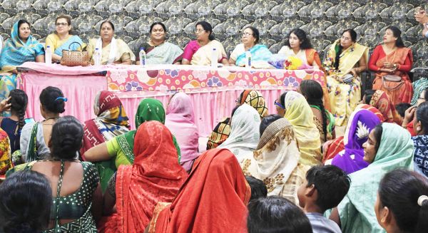 भाजपा सरकार से देश में  बढ़ी महंगाई और बेरोजगारी  - फूलोदेवी नेताम