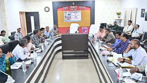 85 वर्ष से अधिक व दिव्यांग मतदाताओं को होम वोटिंग की सुविधा देने प्रशिक्षण