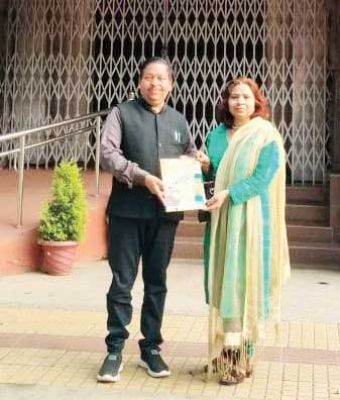 अजय चतुर्वेदी की लोक कथा राज्य की 16 मातृ भाषाओं में प्रकाशित