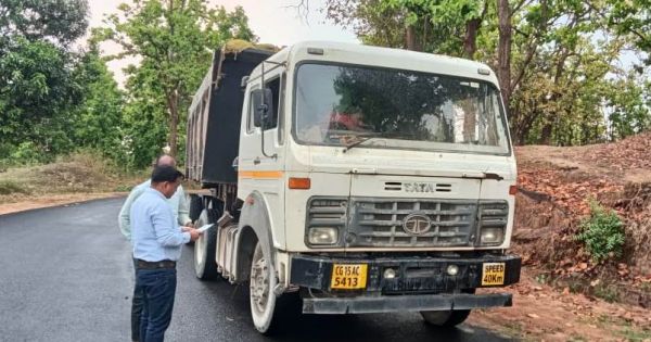 वाहनों की जांच