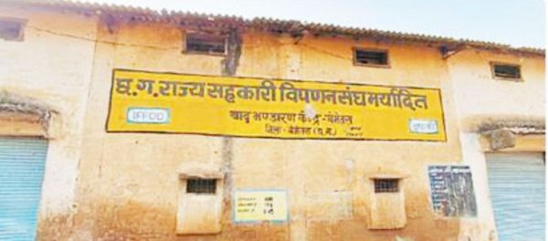 सहकारी समितियों में जरूरत की अपेक्षा सिर्फ एक तिहाई है रासायनिक उर्वरकों का स्टॉक