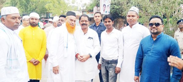 ईद के मौके पर विधायक इन्द्र साव ईदगाह पहुंचकर दी बधाई