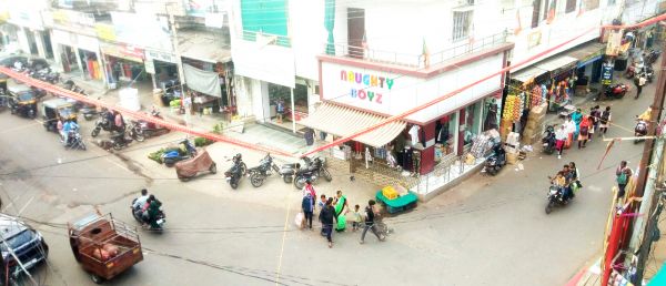 आस्था के बंधन से 901 मीटर चुनरी में बंधे देवी मां के दो मंदिर