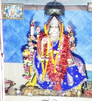 दुर्गा मंदिर में 81 मनोकामना ज्योत