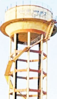 57 गांवों को मीठा पानी सप्लाई करने की योजना लेकिन 30 मिनट ही चलता है नल, ग्रामीण तरसे