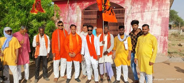 हिंदू नव जागरण समिति ने निकाली भव्य शोभायात्रा