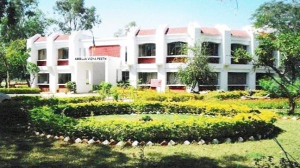 अंबुजा विद्यापीठ राष्ट्रीय पुरस्कार के लिए नामित