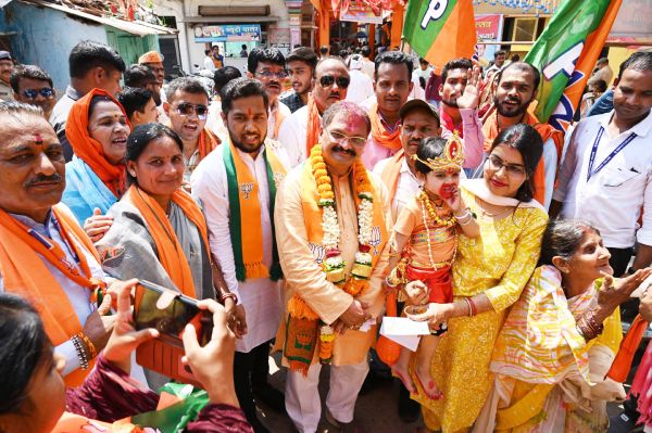 सांस्कृतिक राष्ट्रवाद को कांग्रेस पचा नहीं पा रही - संतोष