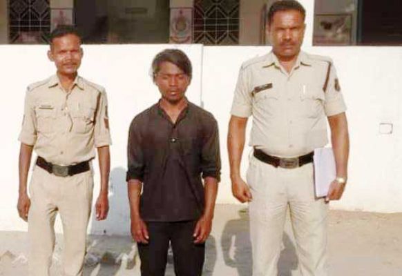 नाबालिग को अगवा कर रेप, आरोपी झारखंड से बंदी