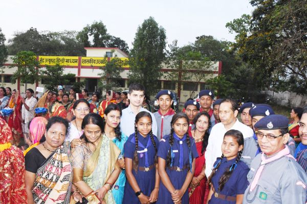 आकर्षक स्वीप तिरंगा यात्रा में सम्मिलित हुए कलेक्टर-एसपी