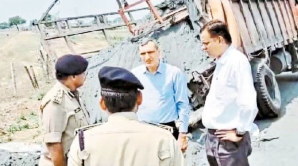 हादसे में 9 मौतें, आईजी-कमिश्नर पहुंचे घटनास्थल