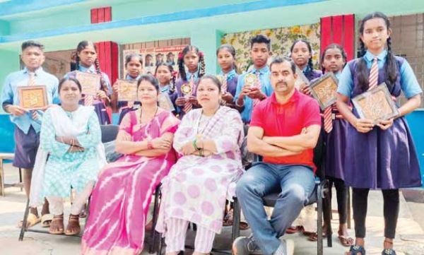 मड़ानार में परीक्षा परिणाम घोषित