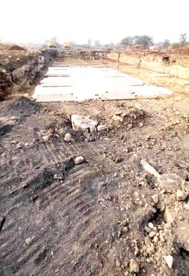 स्पंज आयरन इंडस्ट्री के विरोध में उतरे ग्रामीण