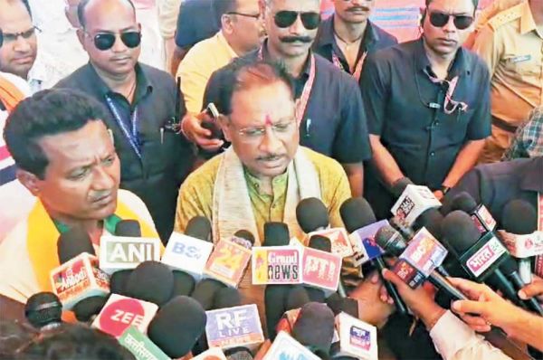 कांग्रेस भारत जोड़ो यात्रा की बात कह रही, और खुद इनका घर नहीं संभल रहा-साय