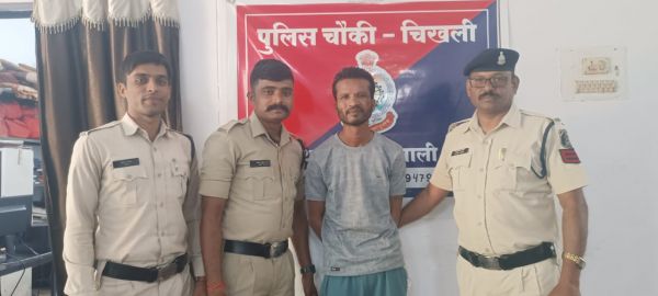 फरार हत्यारोपी में से एक गिरफ्तार