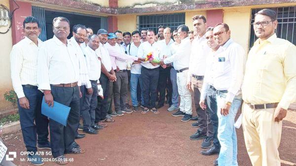 विकासखंड स्रोत केन्द्र के नवनियुक्त समन्वयक को दी बधाई