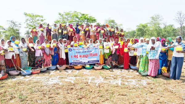 1 लाख मनरेगा मजदूरों ने 100 दिन का रोजगार प्राप्त करने ली शपथ