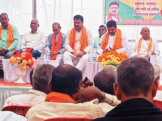 यादव समाज के कार्यकर्ता सम्मेलन में पहुंचे दुर्ग विधायक