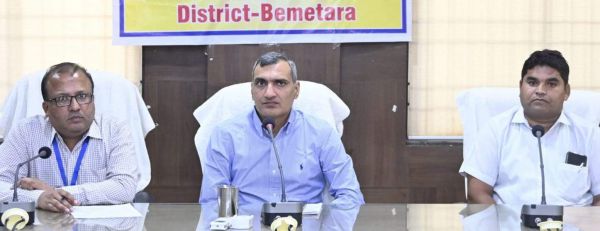 मतदान प्रतिशत बढ़ाने दिव्यांगों और वरिष्ठों को चुनाव में दी सुविधा 