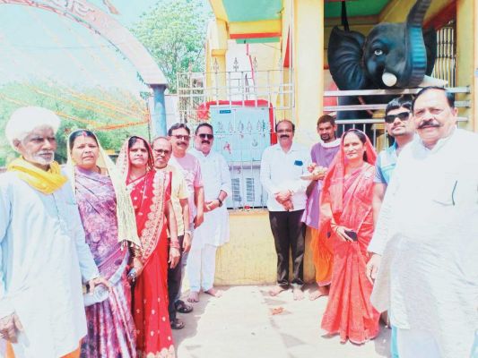 गुप्त दान कर वाटर कूलर लगवाया