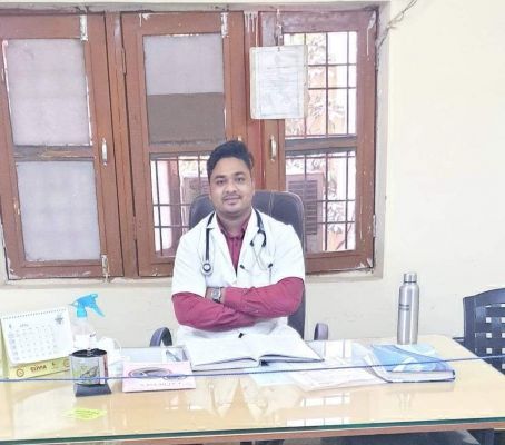 वैक्सीन ने महामारी की घातकता 80 से 90 फीसदी तक घटाई - डॉ.तेजेंद्र