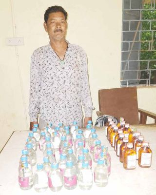 शराब परिवहन करते आरोपी पकड़ाया