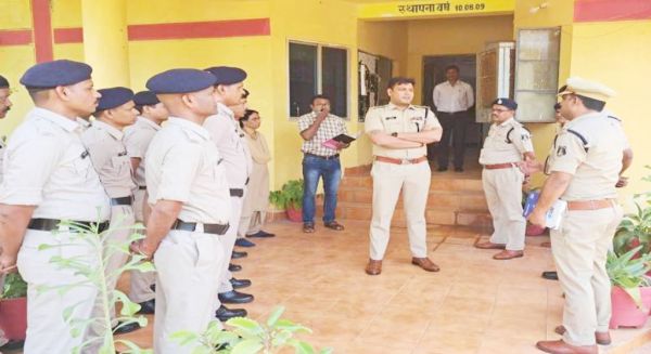 लंबित प्रकरणों का तुरंत हो निपटारा