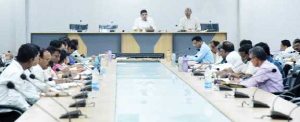 आंधी-तूफान से प्रभावित परिवारों को पहुंचाएं त्वरित राहत