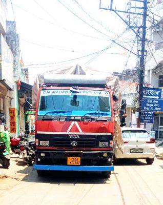 ड्रिंक एंड ड्राइव मामले में कार्रवाई