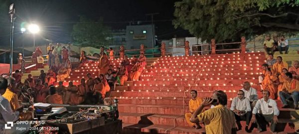 गंगा सप्तमी पर दीप महायज्ञ और गंगा महाआरती की गई, सफाई अभियान भी चलाया